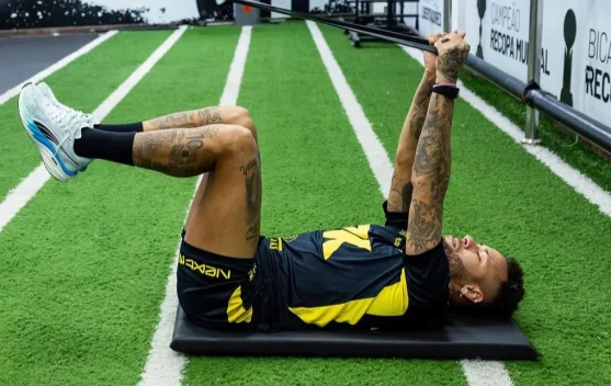 Neymar absen latihan Timnas Brasil karena cedera betis kanan