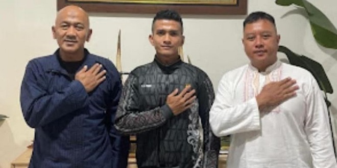 Personel Brimob Polda Sumut melepas atlet ke Kapolri Cup Judo dan Beladiri 2026 di Samarinda