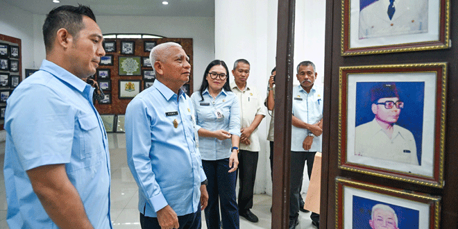 Wakil Gubernur Sumut Surya meninjau Dinas Perpustakaan dan Arsip Sumut di Medan