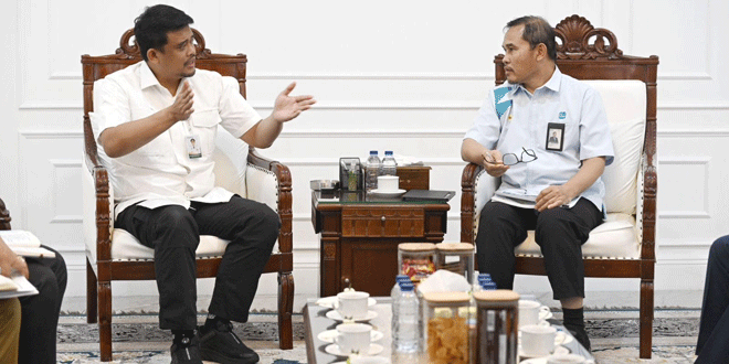 Gubernur Sumut Bobby Nasution menerima GM PLN membahas pemadaman listrik Sumatera