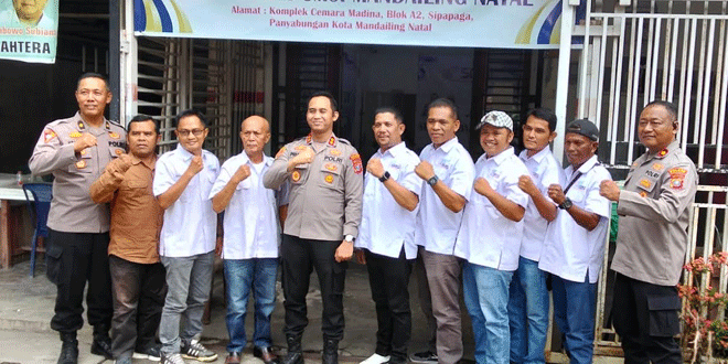 Kapolres Madina AKBP Bagus Priandy mengunjungi kantor SMSI Madina dan berdialog dengan pengurus