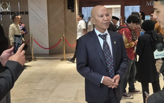 Ketua Banggar DPR Said Abdullah berbicara di Gedung DPR RI saat Rapat Paripurna