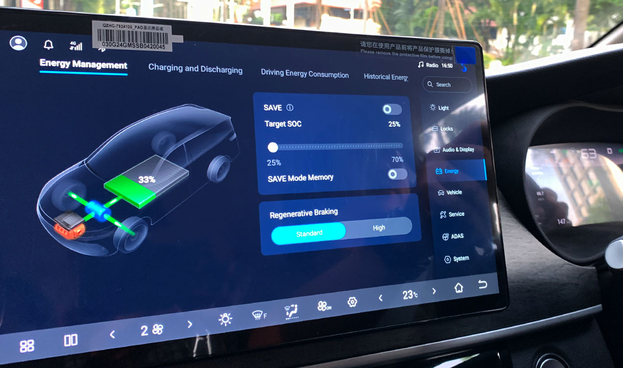 Ilustrasi teknologi BYD DM Dual Mode pada mobil New Energy