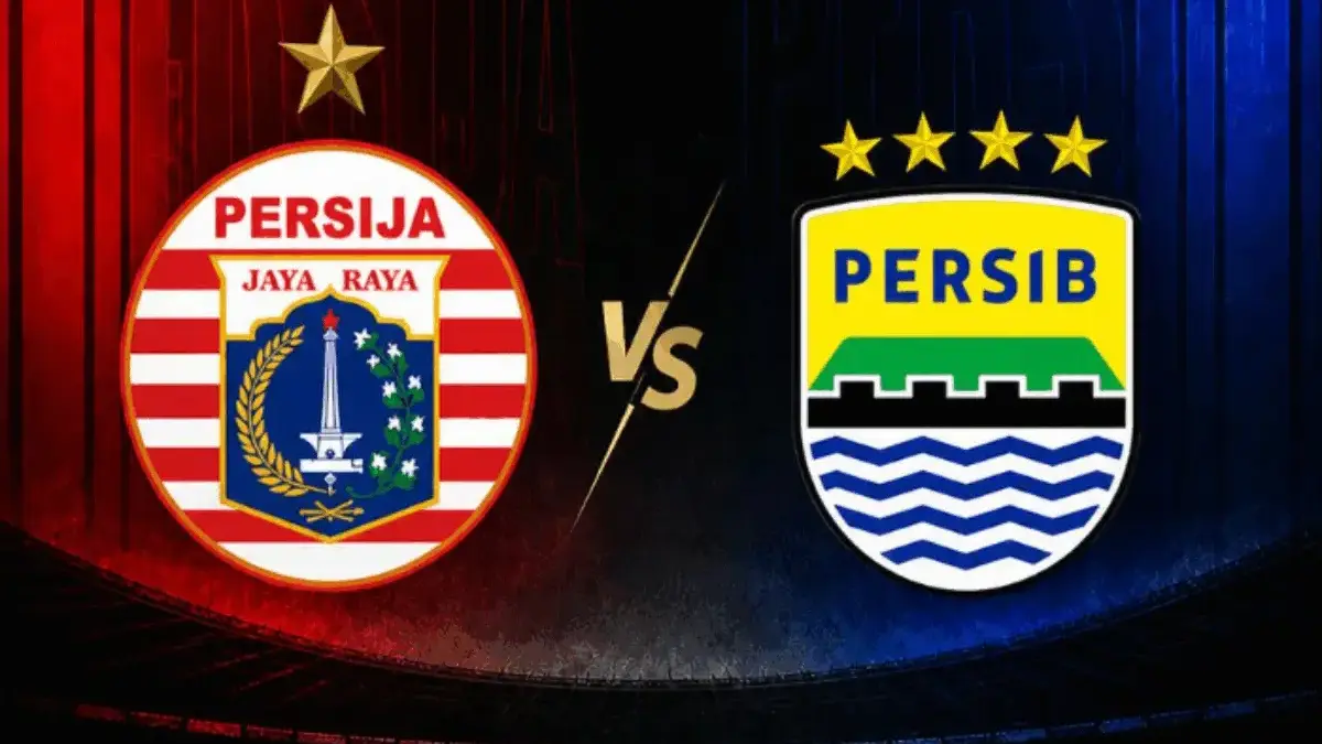 Suporter Persib di Stadion GBLA bersiap berangkat ke Stadion Segiri