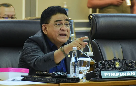 Ruang rapat DPR menandai pembahasan revisi UU HAM dan independensi Komnas HAM