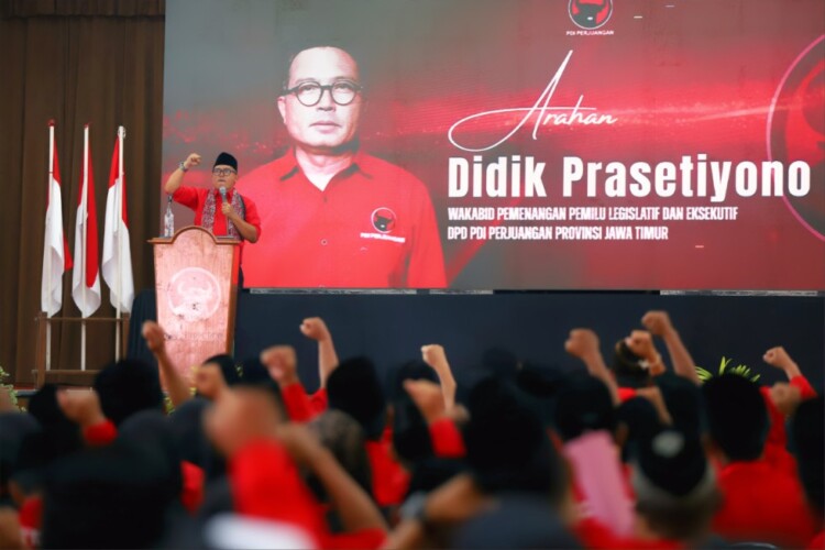 Pengurus PAC PDI Perjuangan Kabupaten Tuban dilantik di Gedung KSPKP