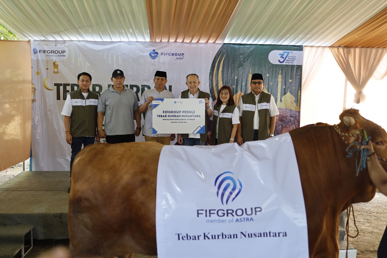 Penyaluran hewan kurban FIFGROUP di Masjid Al-Ikhsan Lebak Bulus