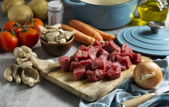 Ilustrasi hidangan daging kurban dan menu sehat Iduladha