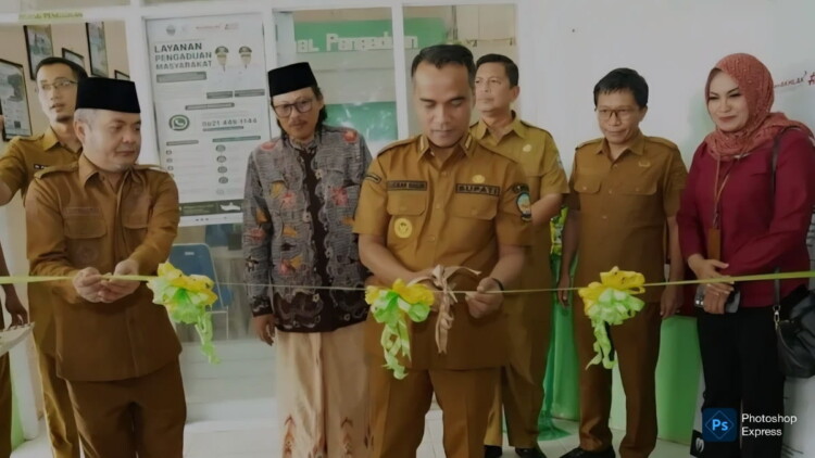 Bupati Lukman meresmikan kanal pengaduan Dinas Kesehatan Bangkalan