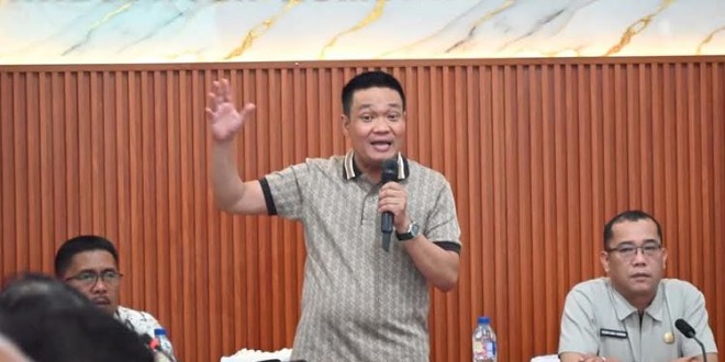 Bupati Humbahas memimpin rapat koordinasi SPPG di Doloksanggul