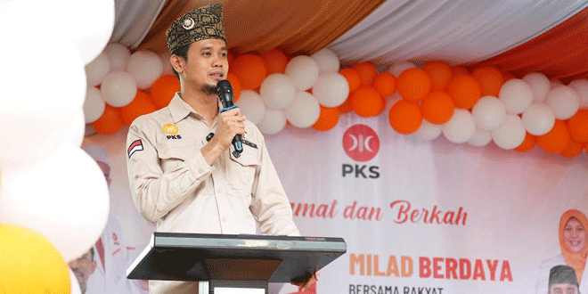 Suasana milad ke-24 PKS Deliserdang di Parkiran Taman Buah Lubukpakam