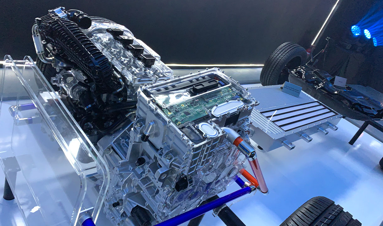 Ilustrasi teknologi Dual Mode BYD dan kendaraan energi baru