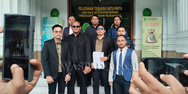 Gedung Pengadilan Negeri Medan saat pendaftaran gugatan Peradi