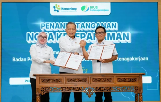 Penandatanganan kerja sama BPJS Ketenagakerjaan dan BKPRMI di Jakarta untuk perlindungan guru ngaji