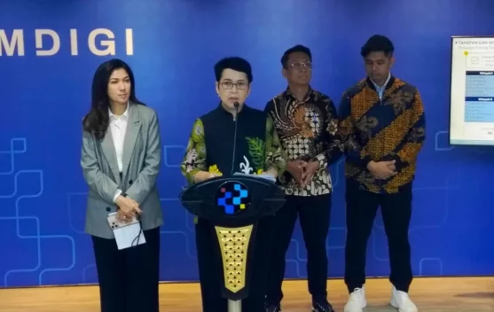 Ilustrasi digitalisasi data perlindungan sosial oleh Kemkomdigi