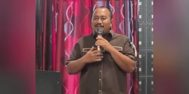 Ruas jalan kabupaten Labuhanbatu Utara rusak akibat kendaraan bertonase besar
