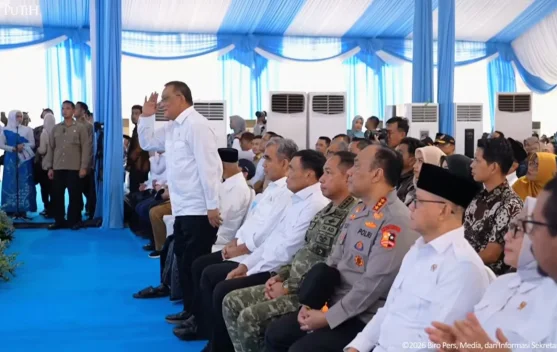 Presiden Prabowo dan Jumhur Hidayat saat peresmian Museum Ibu Marsinah di Nganjuk