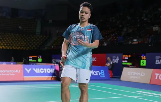 Anthony Sinisuka Ginting usai kalah dari Shi Yu Qi di Thailand Open 2026