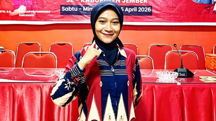 Dua kader muda PDIP Jember mendorong pelatihan keterampilan untuk pemuda desa