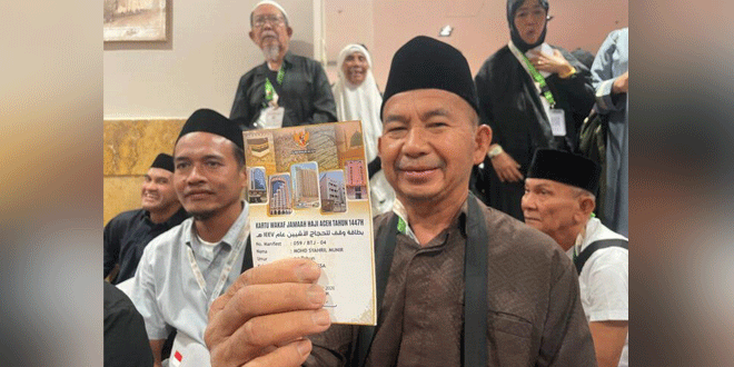 Penyerahan dana Wakaf Baitul Asyi untuk jamaah haji Aceh di Makkah