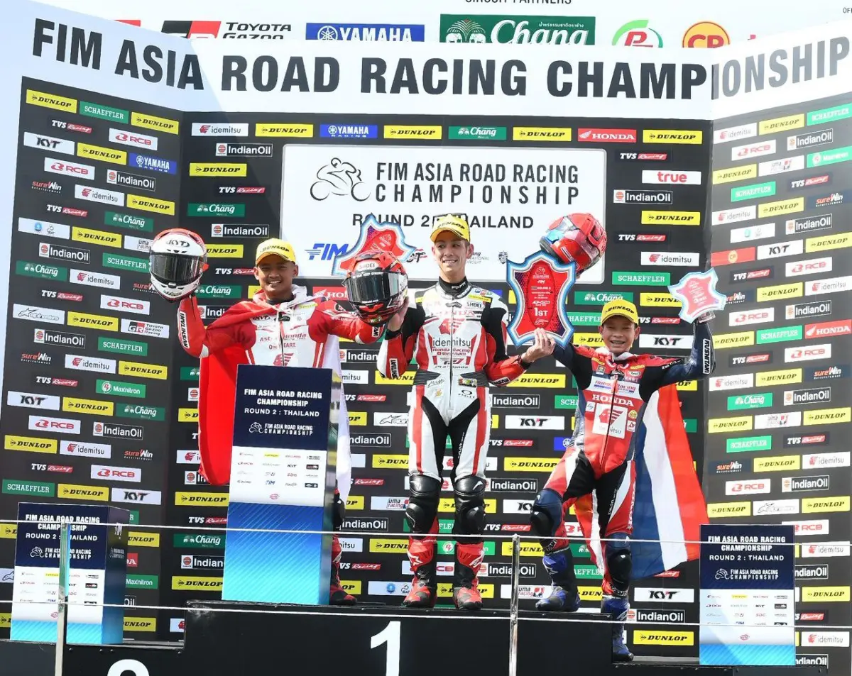 Pebalap Astra Honda Racing Team di ARRC Buriram 2026 saat balapan AP250