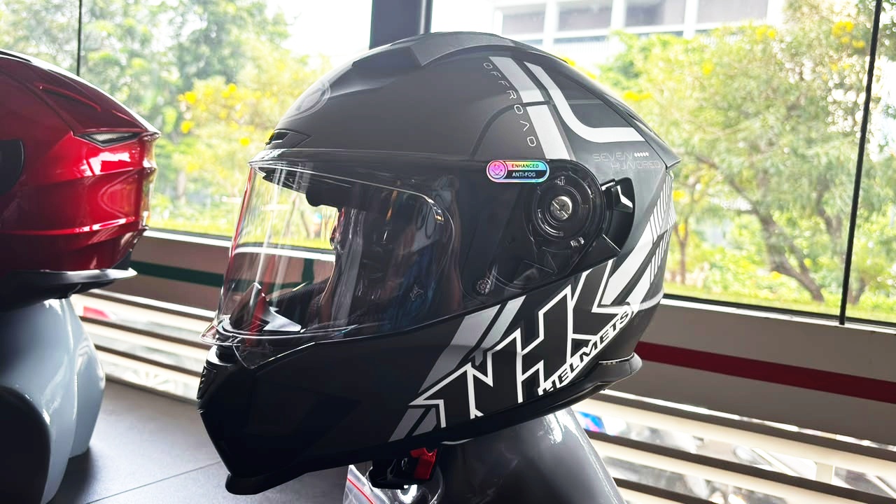 NHK TR-ONE helm touring desain 3D Circular Mode dan ventilasi lengkap