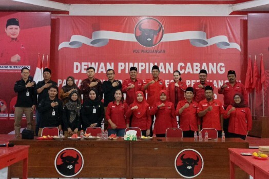 Pertemuan DPC PDI Perjuangan dan KPU Bojonegoro di kantor sekretariat, 24 Juni 2026