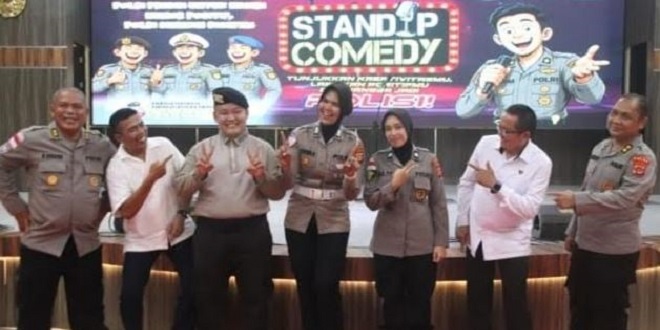 Peserta Stand Up Comedy Polda Aceh tampil di Gedung Presisi