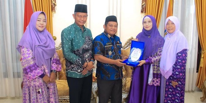 Pertemuan Wakil Bupati Labuhanbatu dengan PD Salimah di Rumah Dinas Bupati