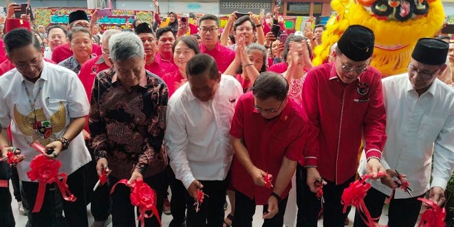 Sofyan Tan meresmikan Rumah Aspirasi di Kompleks CBD Polonia, Medan
