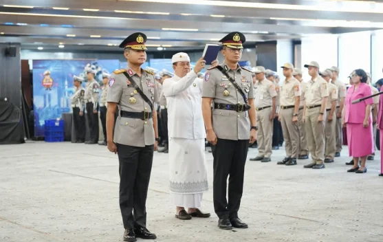 Serah terima jabatan Dirgakkum Korlantas di Gedung NTMC Polri Jakarta