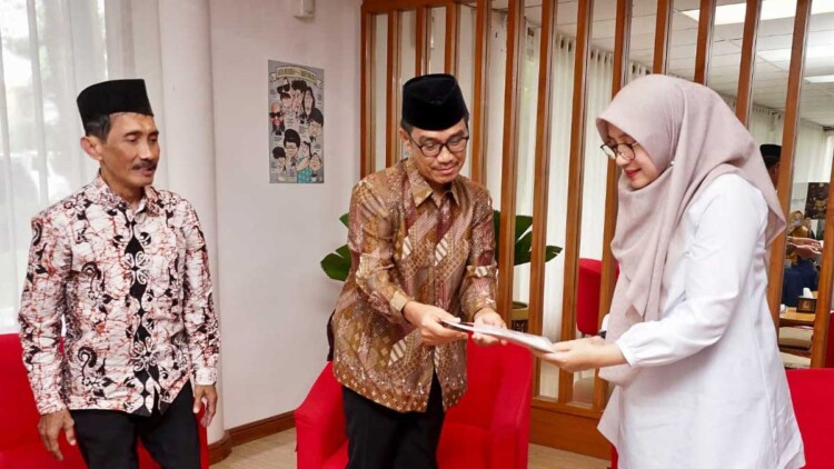 Bupati Ipuk menerima pengurus LDII Banyuwangi di Lounge Pemkab Banyuwangi