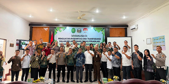 Sosialisasi penguatan integritas dan transparansi di PN Mandailing Natal