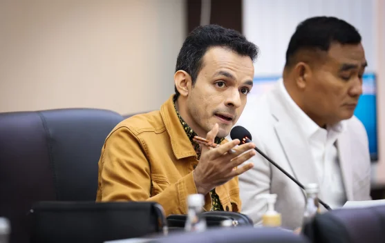 Rapat Baleg DPR membahas RUU Pengelolaan Air Minum dan Sanitasi di Kompleks Parlemen Senayan