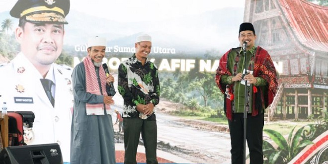 Gubernur Bobby Nasution meninjau lokasi pembangunan jalan Sipiongot untuk mengakhiri keterisolasian warga