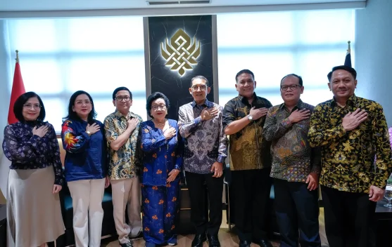 Menteri Kebudayaan bertemu keluarga W.R. Soepratman di kantor Kementerian Kebudayaan Jakarta