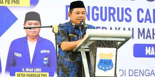 Wakil Bupati Jamri menghadiri pelantikan PC PMII Labuhanbatu Raya di Gedung RPCC