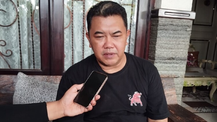 Pertandingan Liga Kampung Bung Karno Bondowoso dengan pemain lokal berlaga