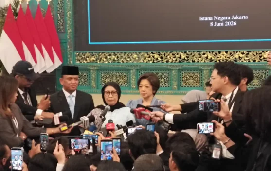 Kepala BGN Nanik Sudaryati Deyang berbicara di Istana Negara mengenai Dewan Pengarah dan MBG