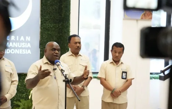 Menteri HAM Natalius Pigai menyampaikan draf Perpres RANHAM sedang menunggu proses di Istana