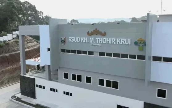 Gedung RSUD KH Muhammad Thohir di Krui setelah peresmian Presiden Prabowo