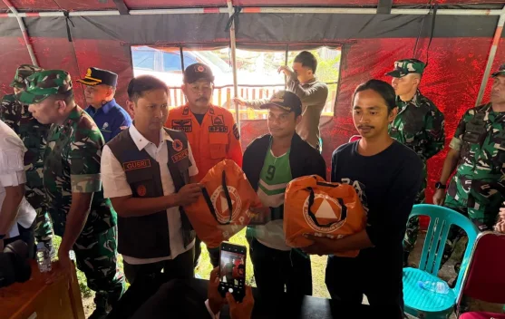 Evakuasi dan tenda bantuan di Sigi pasca gempa