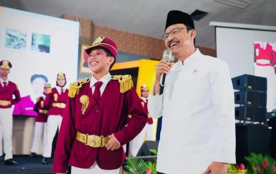 Mensos Gus Ipul memimpin upacara Harganas 2026 di Kementerian Sosial Jakarta Pusat