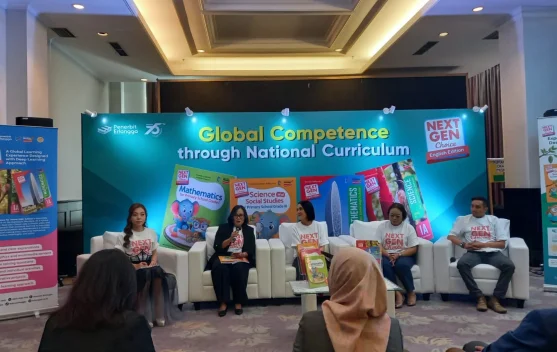 Sampul buku Next Gen Choice (NGC) sains dan matematika berbahasa Inggris untuk pelajar Indonesia