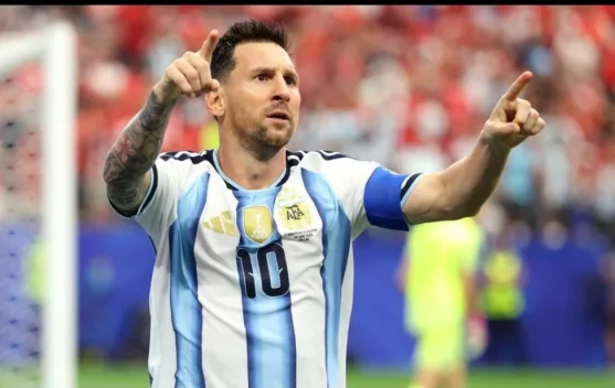 Lionel Messi merayakan gol bersama rekan setim Argentina di Piala Dunia 2026