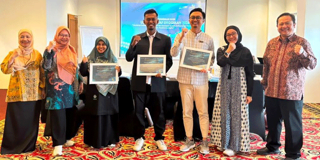 Penghargaan Juara I Yayasan Wakaf Haroen Aly di FESyar Sumatera 2026