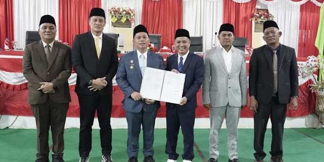 Rapat paripurna DPRD Kabupaten Padanglawas menyetujui Ranperda APBD 2025