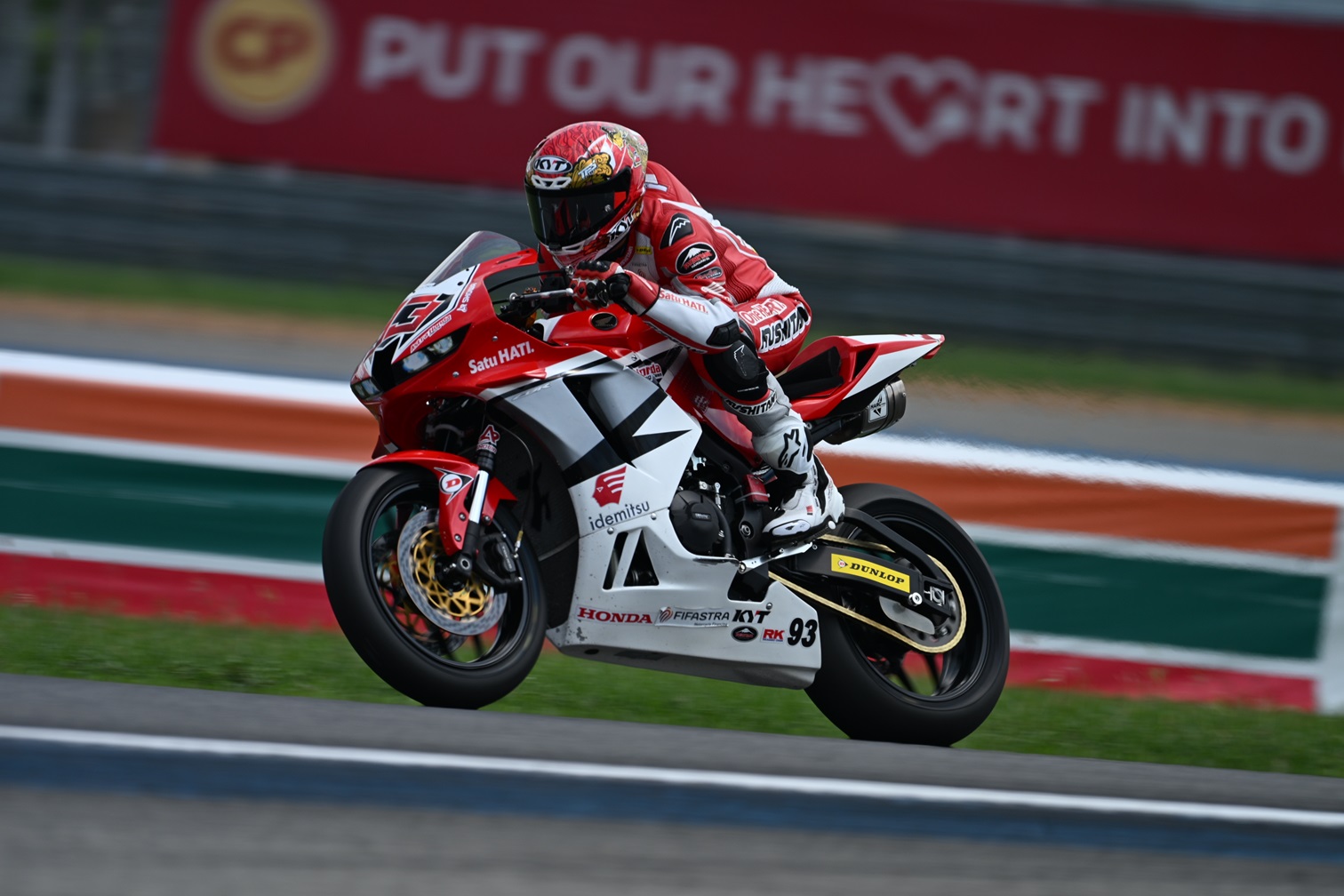 Rider AHRT bersiap di sirkuit Motegi untuk ARRC 2026 dengan motor CBR series