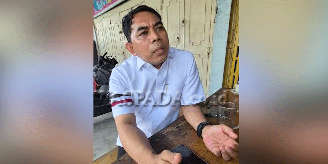 Gedung tempat hiburan malam di Asahan saat malam hari