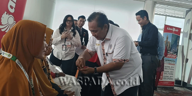Pesawat Lion Air di Bandara Kualanamu siap terbang ke Jeddah untuk penerbangan umrah
